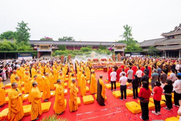 探索佛教节日的深刻意义与传统庆祝方式